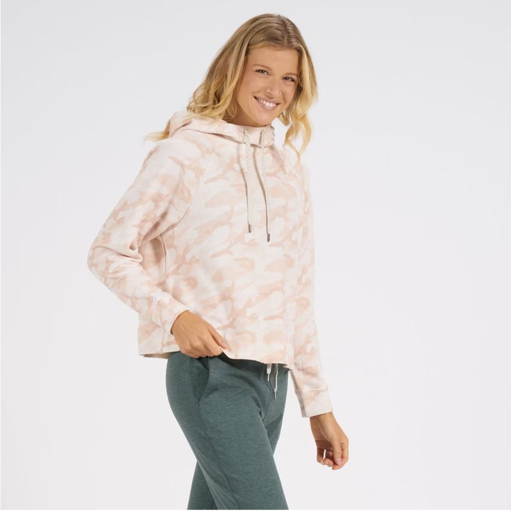 Vuori Beach Hoodie in Bisque Camo, Size XS